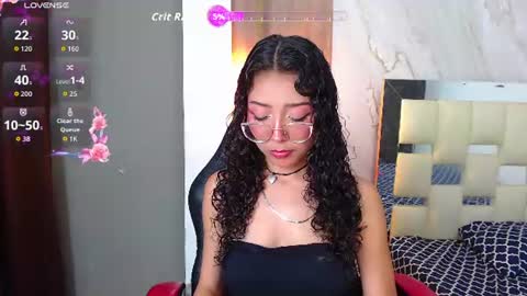 moon_and_fire_ online show from July 5, 4:19 am