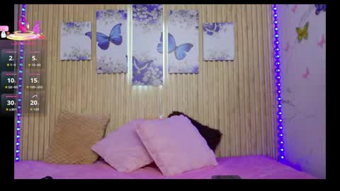 Moon online show from April 25, 2:58 pm