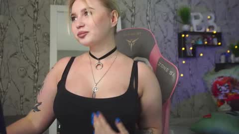 Emilia online show from March 15, 9:24 am