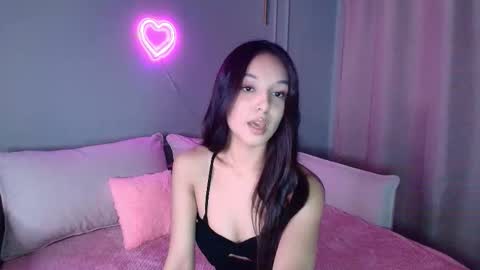 Mia online show from November 27, 2:14 pm