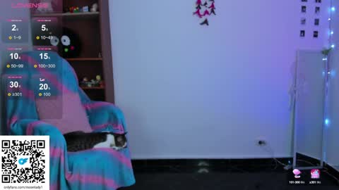 MOON  online show from January 27, 5:36 am