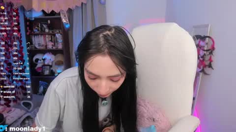 MOON  online show from July 30, 2:34 am