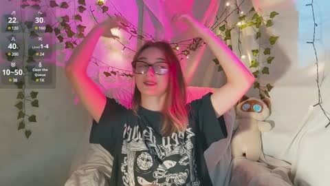 Snapshot of moonlight__lovers chatting on December 6, 12:00 pm Dana online show from December 6, 12:00 pm