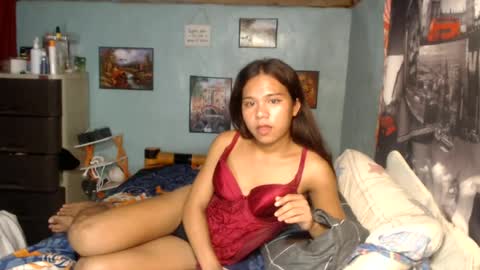 moonlit_jane online show from June 19, 9:48 am