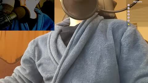 Moonsire online show from January 13, 8:05 am