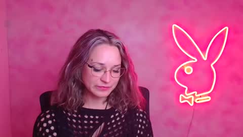 Susanna online show from January 17, 12:58 pm