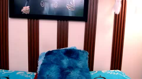 alexia online show from June 17, 7:08 pm