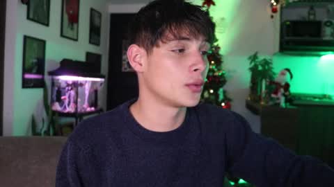 Snapshot of morgan_hiller chatting on January 7, 11:45 pm   online show from January 7, 11:45 pm