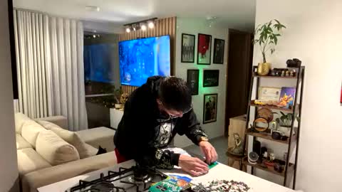 Snapshot of morgan_hiller chatting on October 29, 12:34 am   online show from October 29, 12:34 am