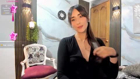 Moriah online show from November 11, 7:38 pm