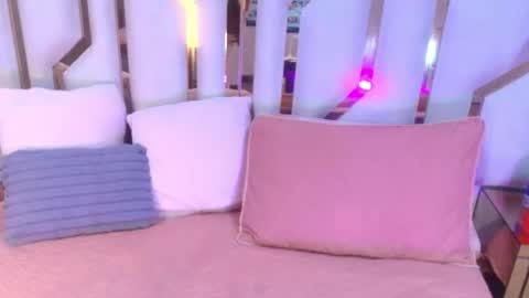 morrigan_luxus online show from April 29, 8:13 pm