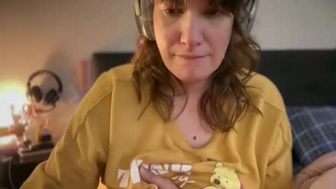 Mossy Mommy online show from May 2, 12:16 am