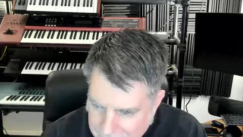 mostly_unbothered online show from November 20, 11:20 am