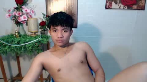 mostwantedtwink online show from June 18, 6:35 pm