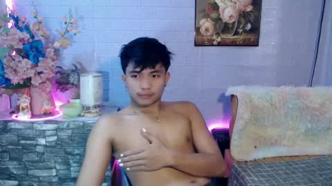 mostwantedtwink online show from June 29, 10:48 am