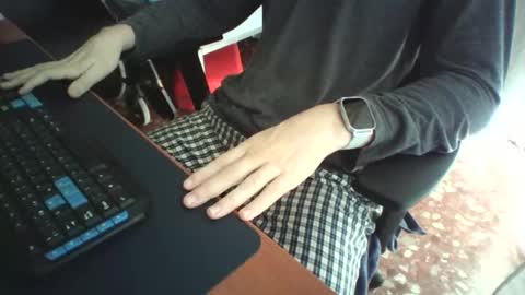 mr0699hotboy online show from October 30, 10:05 am