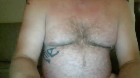 Snapshot of mr1bucket chatting on October 8, 1:02 am mr1bucket online show from October 8, 1:02 am