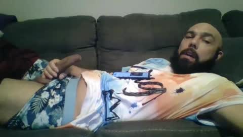 Snapshot of mr8plus chatting on February 6, 10:43 pm Mr8 online show from February 6, 10:43 pm