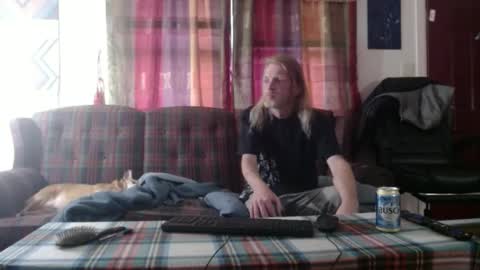 Snapshot of mr_happy12 chatting on October 1, 9:35 pm mr_happy12 online show from October 1, 9:35 pm