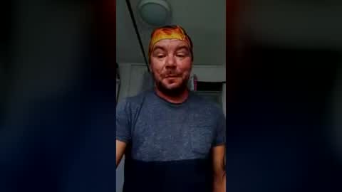 mr_i_ online show from June 16, 7:34 am