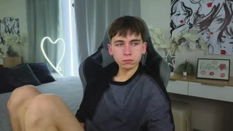 Kris online show from February 27, 8:35 am