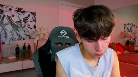 Kris online show from February 16, 5:04 pm