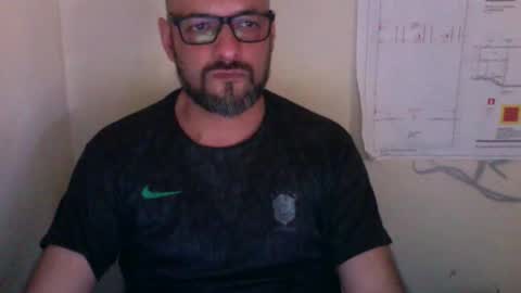 Snapshot of mr_mendes chatting on September 18, 6:23 pm Mr. Magico online show from September 18, 6:23 pm