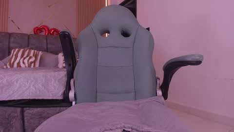 MIKEE online show from February 28, 3:54 am