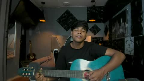 mr_mois online show from May 16, 6:43 am