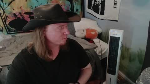 mr_strawberry online show from June 2, 1:40 am