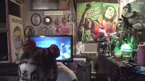 mrandmrsjones2019 online show from December 14, 12:06 am