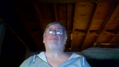 mrblade666 online show from December 1, 10:30 pm