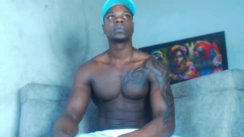 Snapshot of mrbyronstallion chatting on October 21, 4:21 pm byron online show from October 21, 4:21 pm