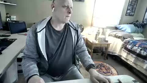 MrClean55 online show from December 19, 4:57 pm