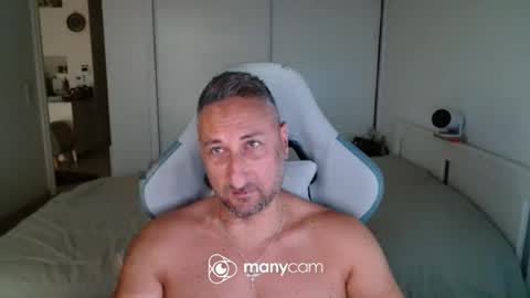 mrdr000 online show from June 25, 5:34 am