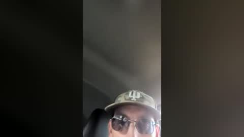 mrfatcock323 online show from August 4, 4:58 pm