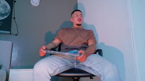 Mr Fox online show from September 15, 7:26 pm