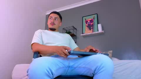 Mr Fox online show from June 16, 7:40 pm