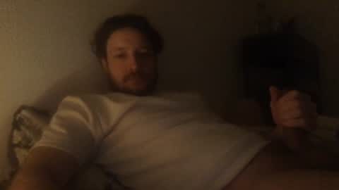 Snapshot of mrgreytt chatting on January 4, 12:27 am Mrgrey online show from January 4, 12:27 am