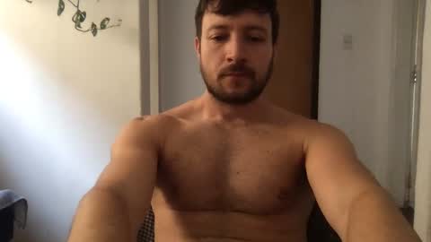 Snapshot of mrgreytt chatting on October 25, 7:36 pm Mrgrey online show from October 25, 7:36 pm