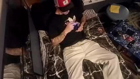 mrj1979 online show from November 22, 10:46 am