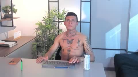 mrjustin_ online show from September 22, 11:20 pm