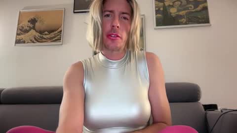 TaleOfLaura online show from October 25, 3:51 am