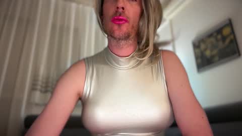 TaleOfLaura online show from April 29, 10:58 pm