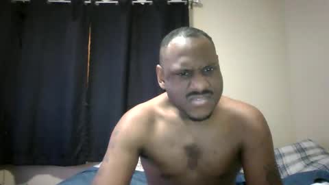 Snapshot of mroutla chatting on February 4, 11:38 pm shaun online show from February 4, 11:38 pm