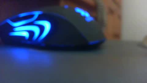 mrrodri_ online show from October 7, 1:29 pm