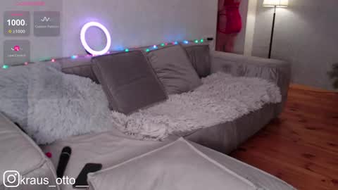 Snapshot of mrs_kitty69 chatting on December 19, 1:07 pm mrs kitty69 online show from December 19, 1:07 pm