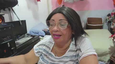 mrs_mommy online show from July 21, 8:44 pm
