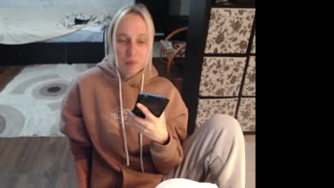 Sasha online show from June 18, 3:17 pm