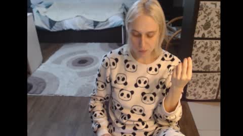 Sasha online show from October 18, 5:17 pm